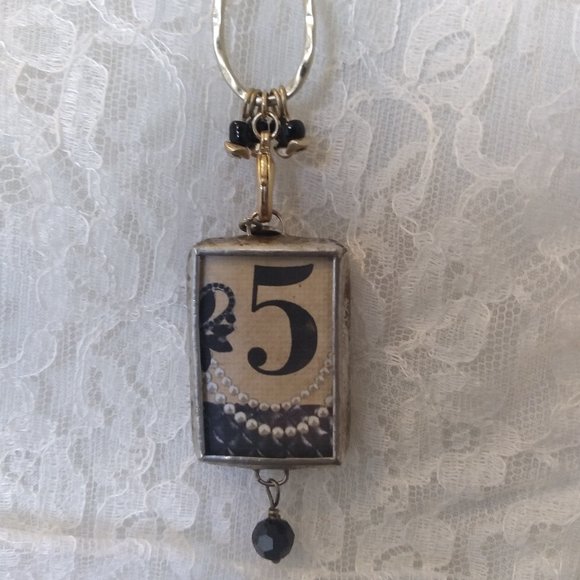 Jewel Kade Necklace with Charm/Pendant "Classy and Fabulous/ 5" - Picture 1 of 9